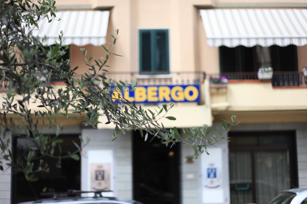 Albergo Il Cochino Montale  ภายนอก รูปภาพ