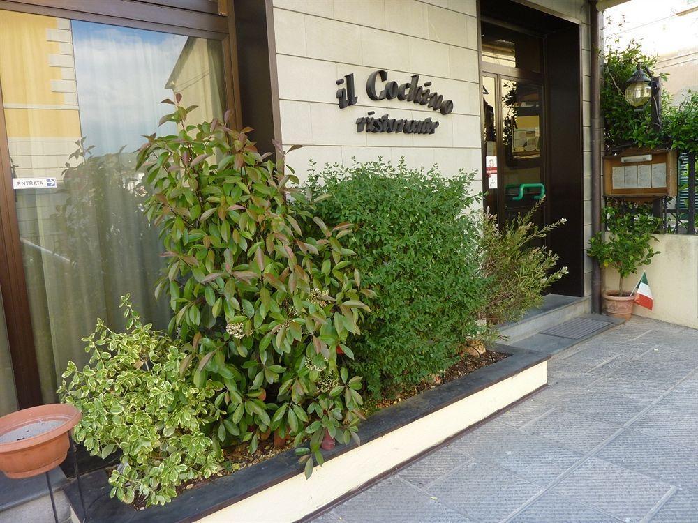Albergo Il Cochino Montale  ภายนอก รูปภาพ