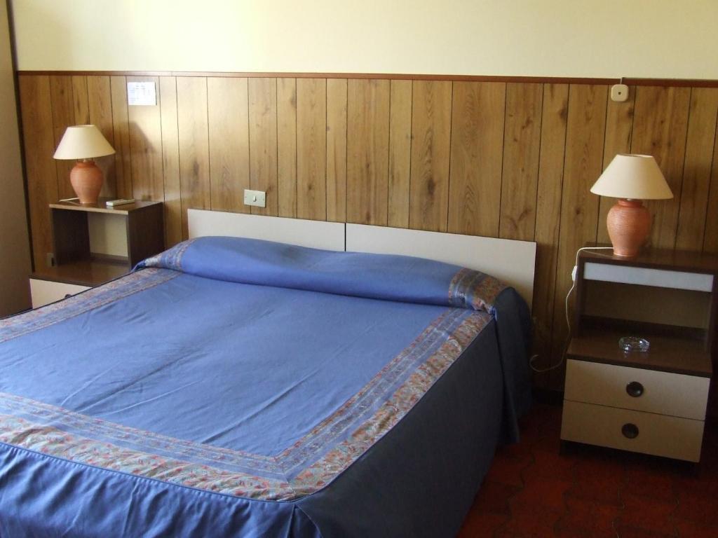 Albergo Il Cochino Montale  ภายนอก รูปภาพ