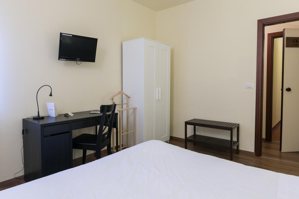 Albergo Il Cochino Montale  ภายนอก รูปภาพ